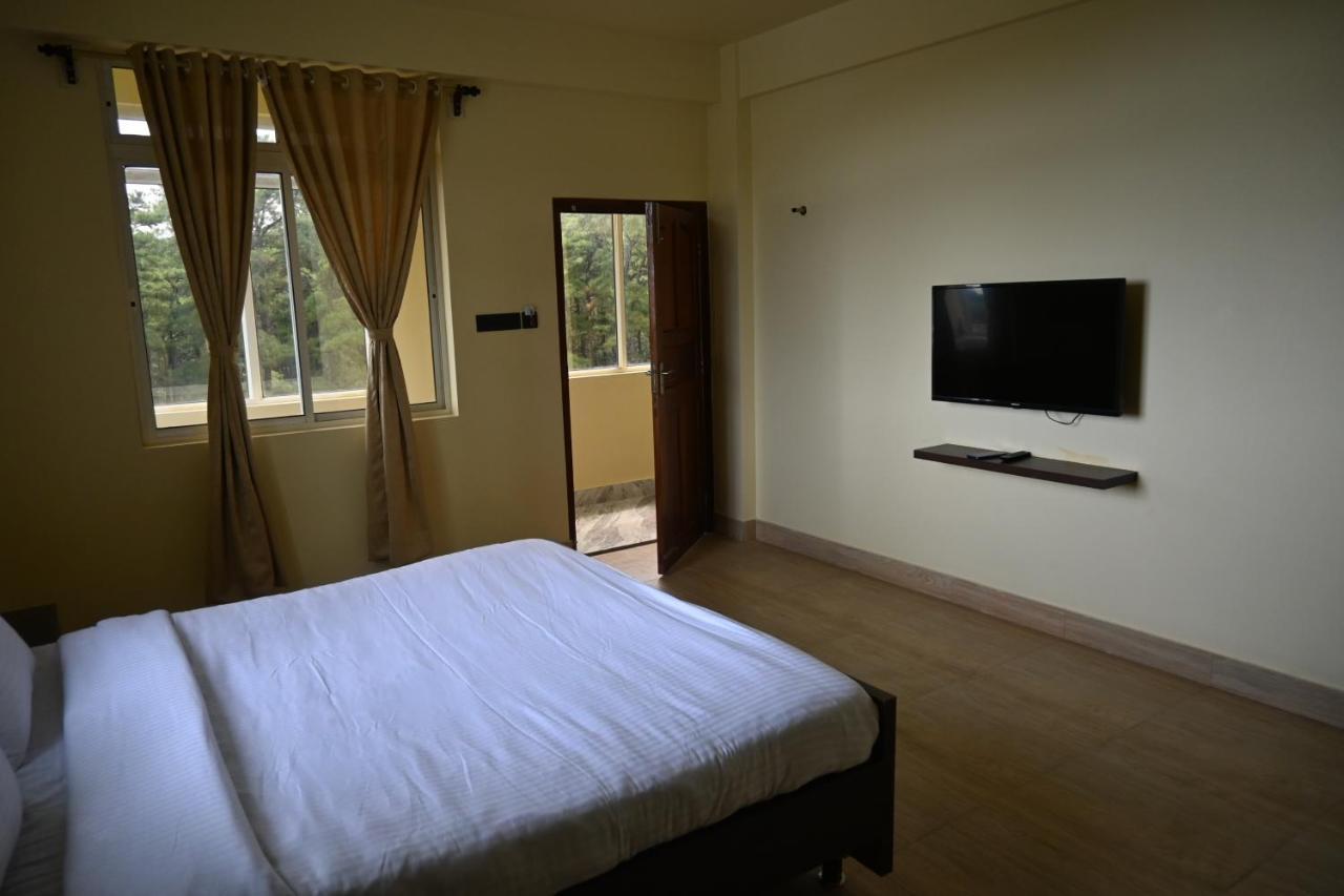 Treetops Residency Shillong Exteriör bild